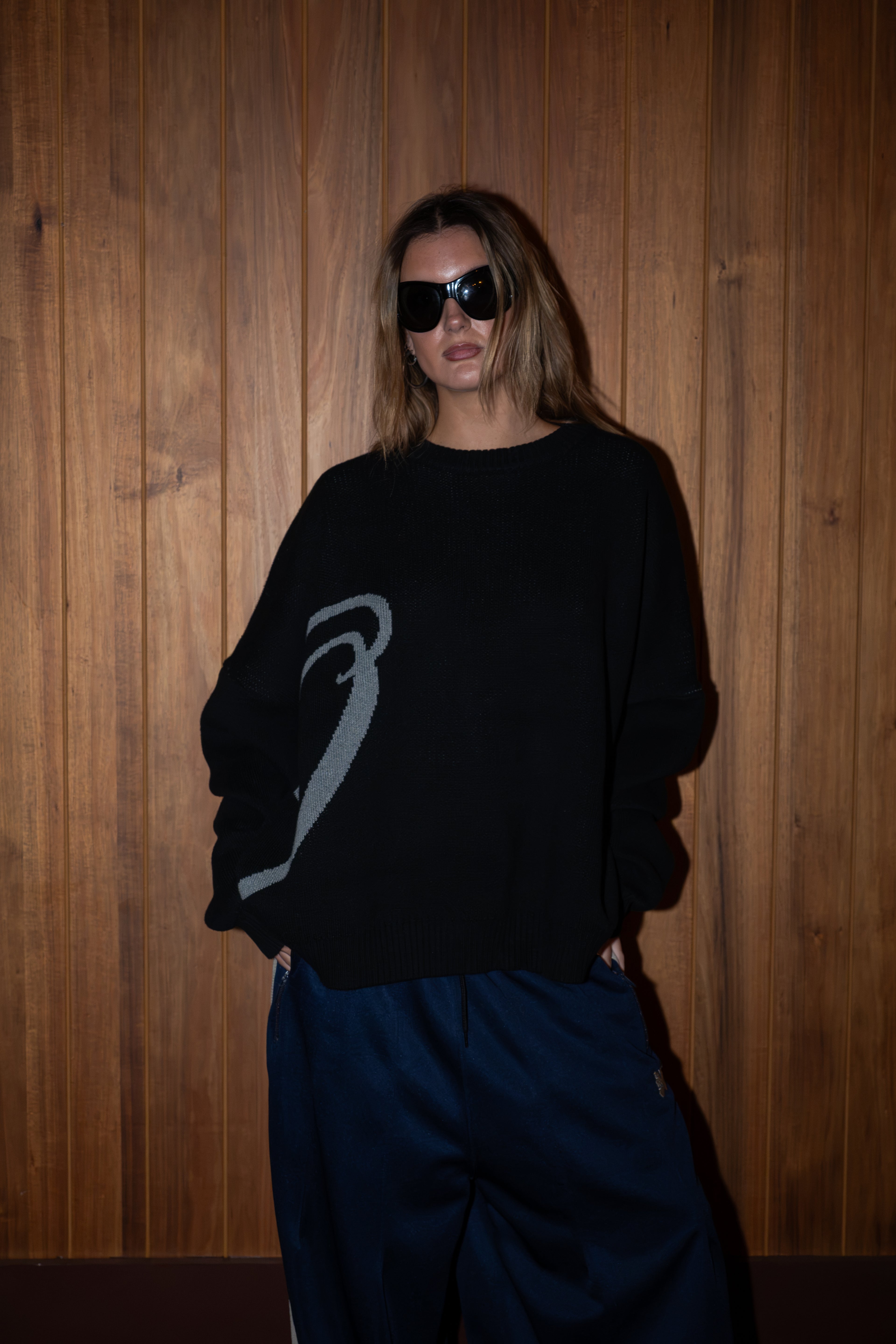 OSSO SCRIPT KNIT (BLACK)