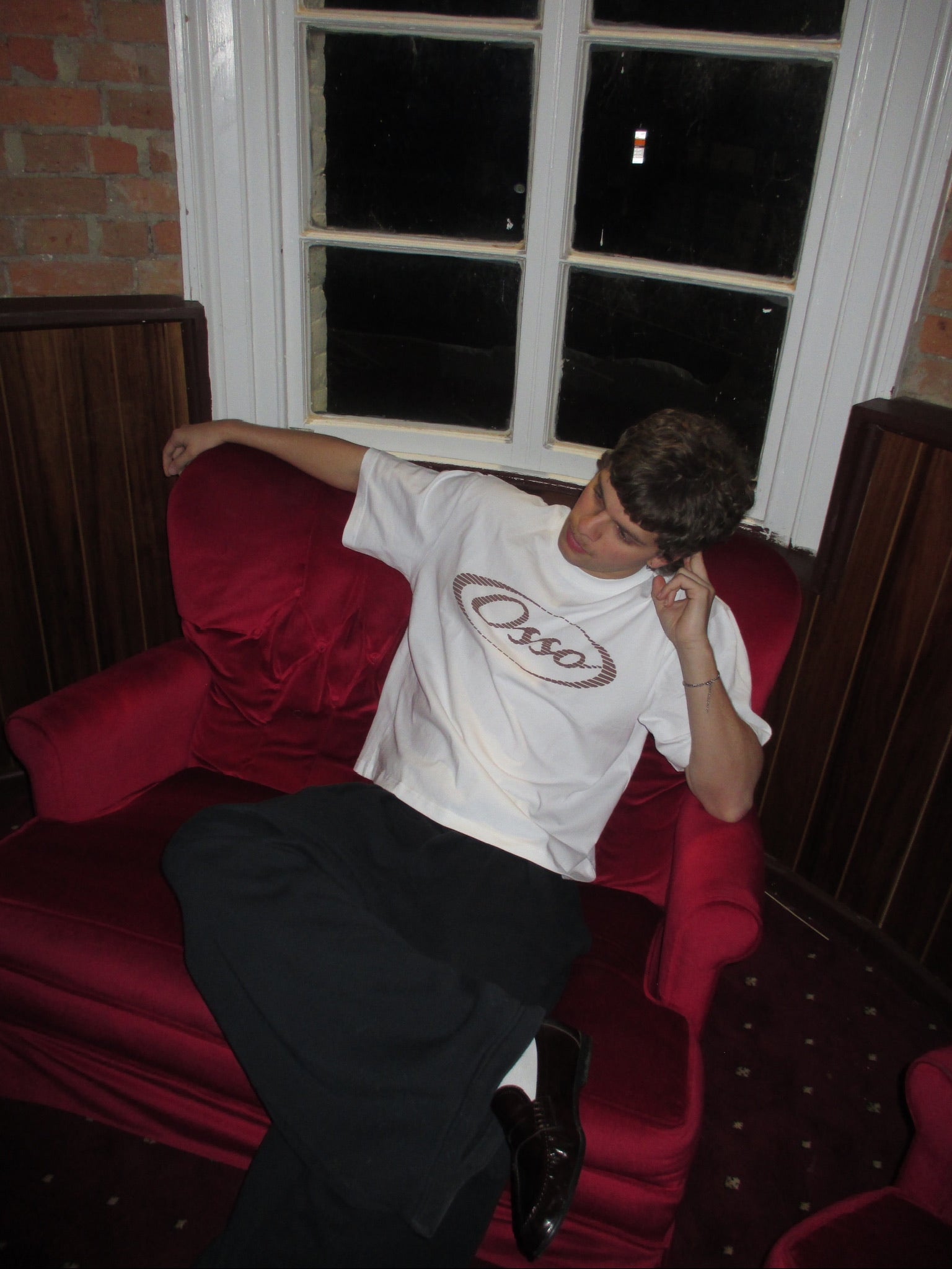 CLUB TEE (CHOCOLATE)